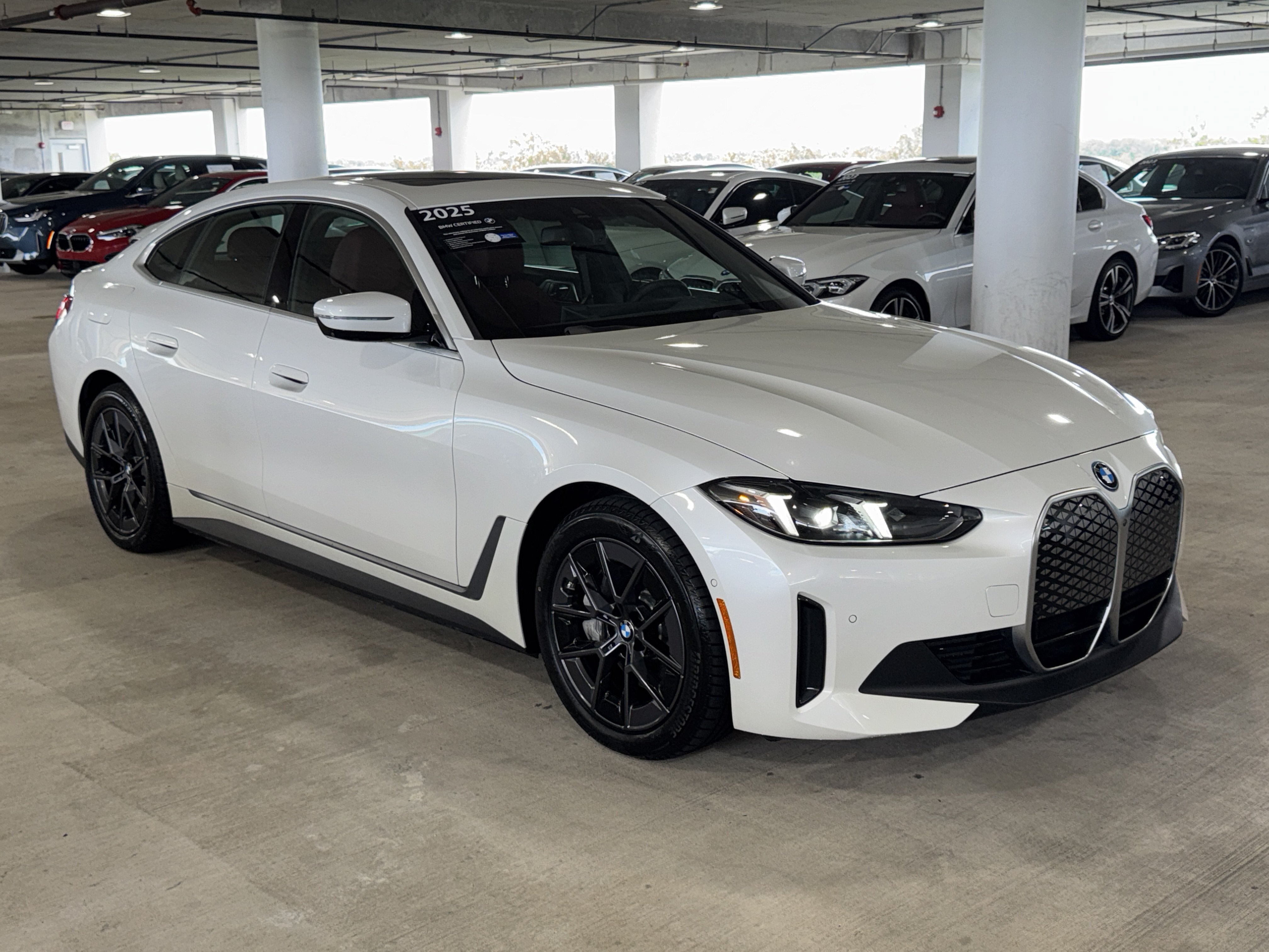 Used 2025 BMW i4 eDrive40 w/ Premium Package RWD image 2