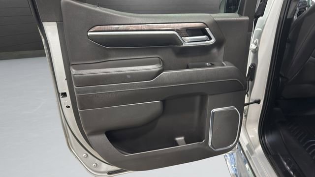 Used 2022 Chevrolet Silverado 1500 LTZ w/ Technology Package image 26