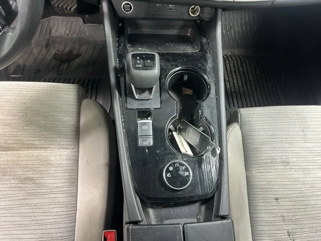 Used 2021 Nissan Rogue SV AWD/4WD image 16