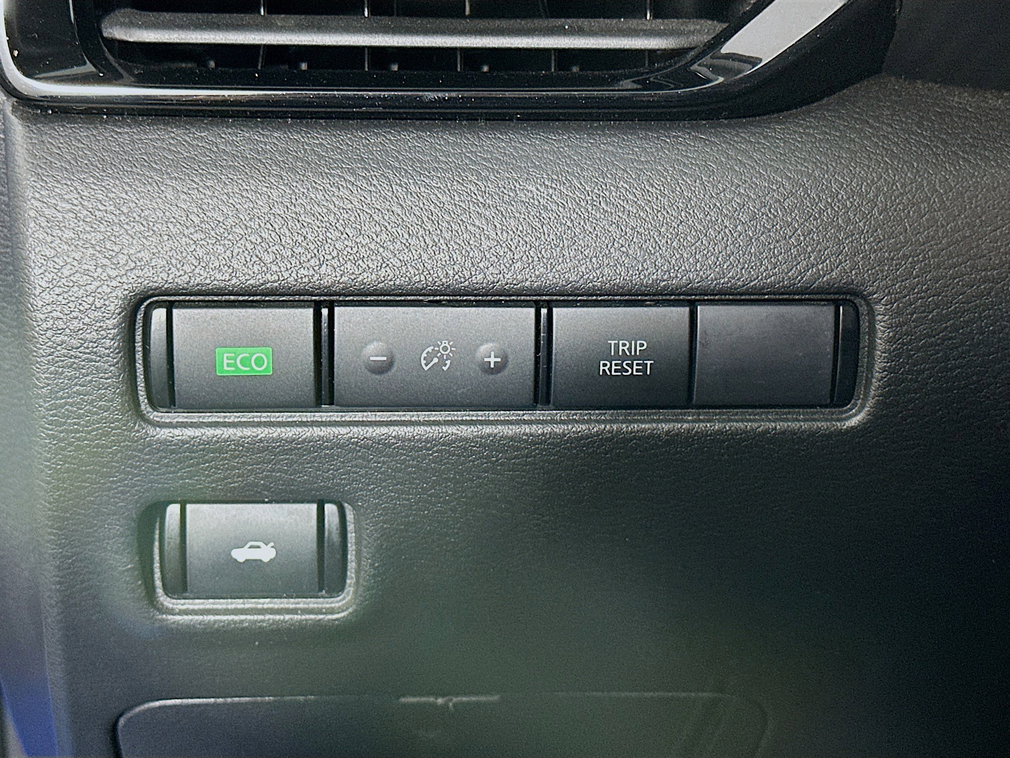 Used 2024 Nissan Sentra SV image 16