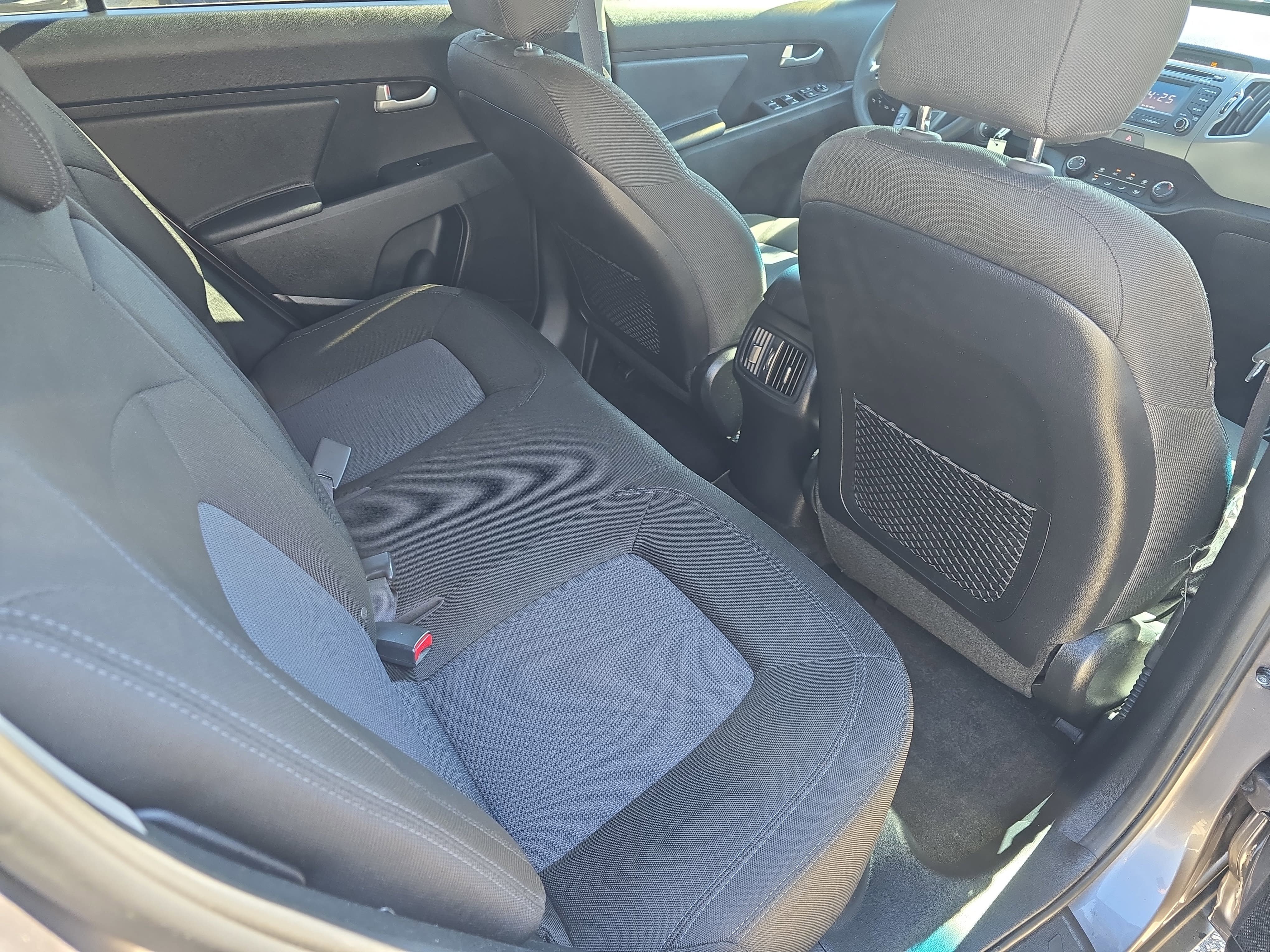 Used 2014 Kia Sportage LX FWD image 12