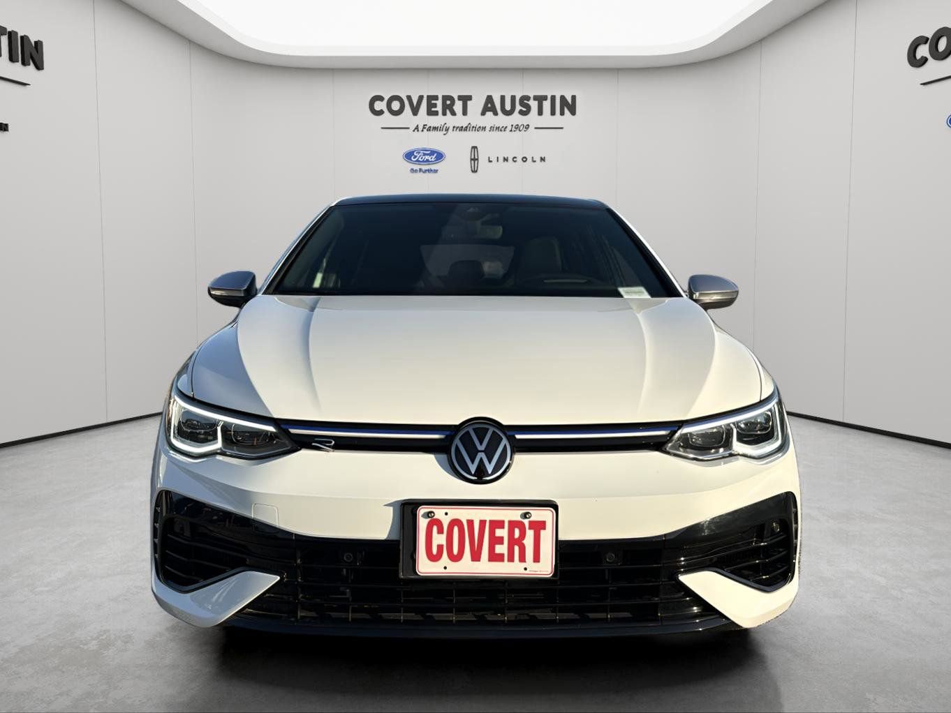 Used 2024 Volkswagen Golf R image 8