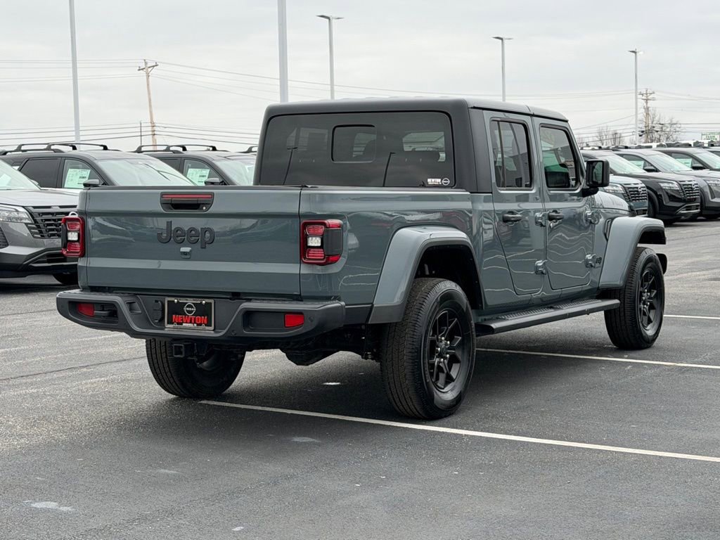 Used 2025 Jeep Gladiator Willys image 5