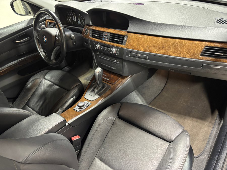 Used 2009 BMW 335i Sedan w/ Premium Pkg image 10