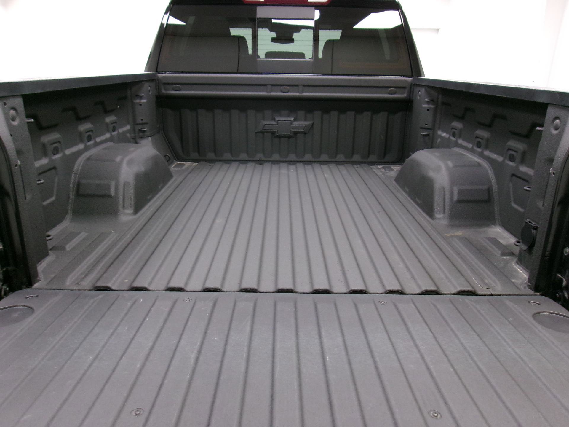 Certified 2025 Chevrolet Silverado 1500 LT image 10