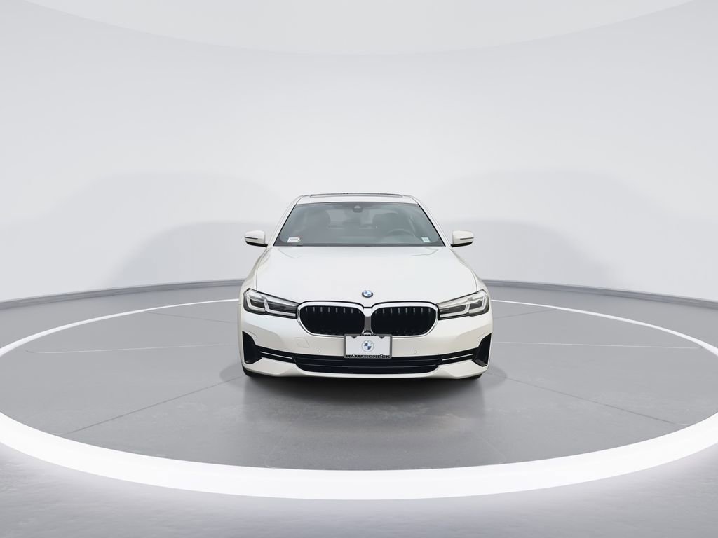 Certified 2022 BMW 530i xDrive w/ Convenience Package image 3