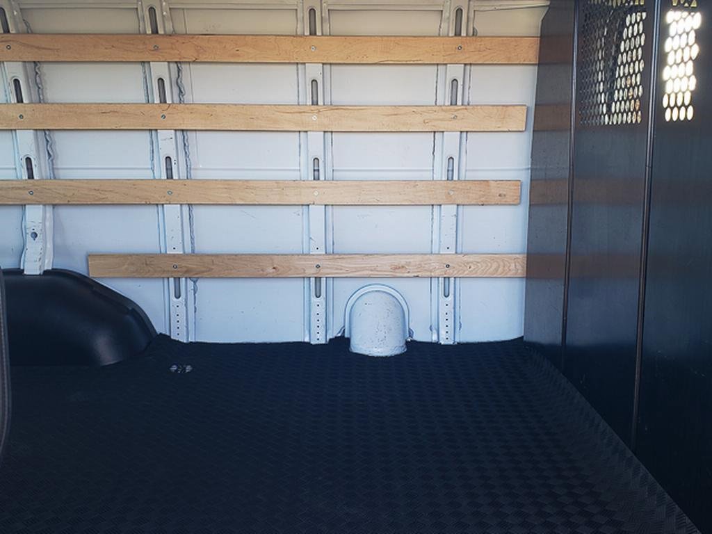 Used 2023 GMC Savana 2500 Work Van w/ Driver Convenience Package image 23