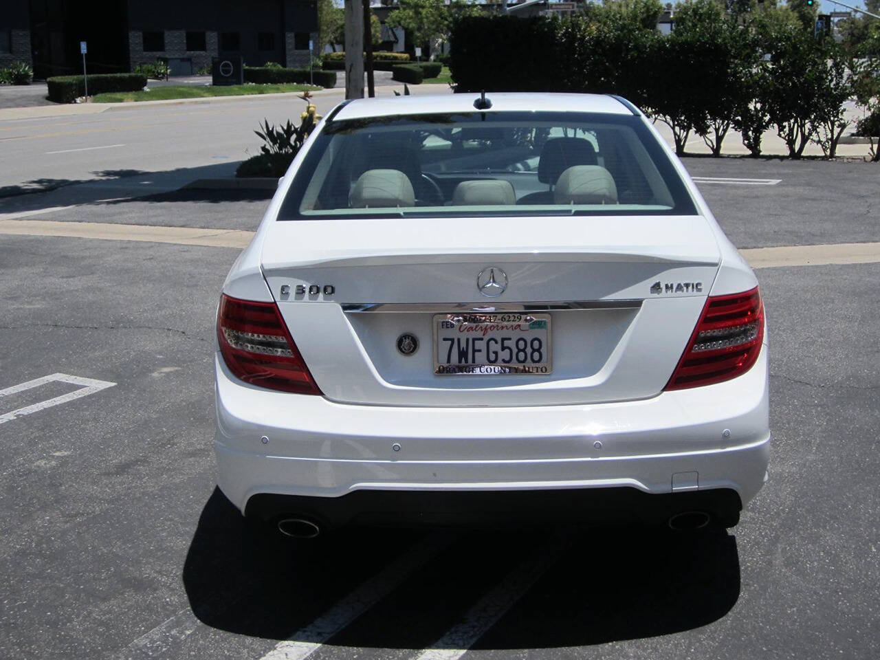 Used 2013 Mercedes-Benz C 300 4MATIC Sedan image 5