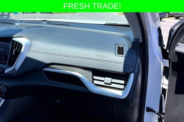 Used 2024 GMC Terrain SLT w/ Infotainment Package II FWD image 22