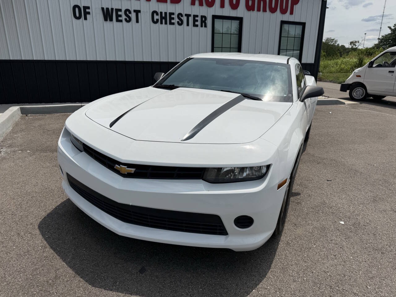 Used 2014 Chevrolet Camaro LS RWD image 2