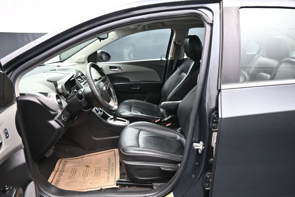 Used 2016 Chevrolet Sonic LTZ FWD image 9