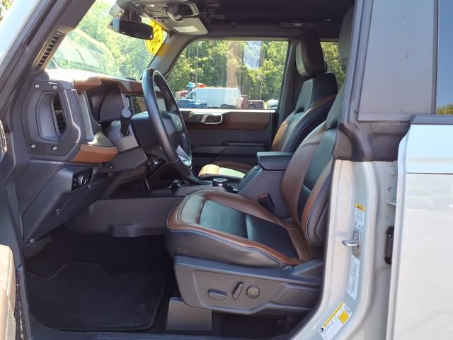 Used 2024 Ford Bronco Outer Banks AWD/4WD image 13
