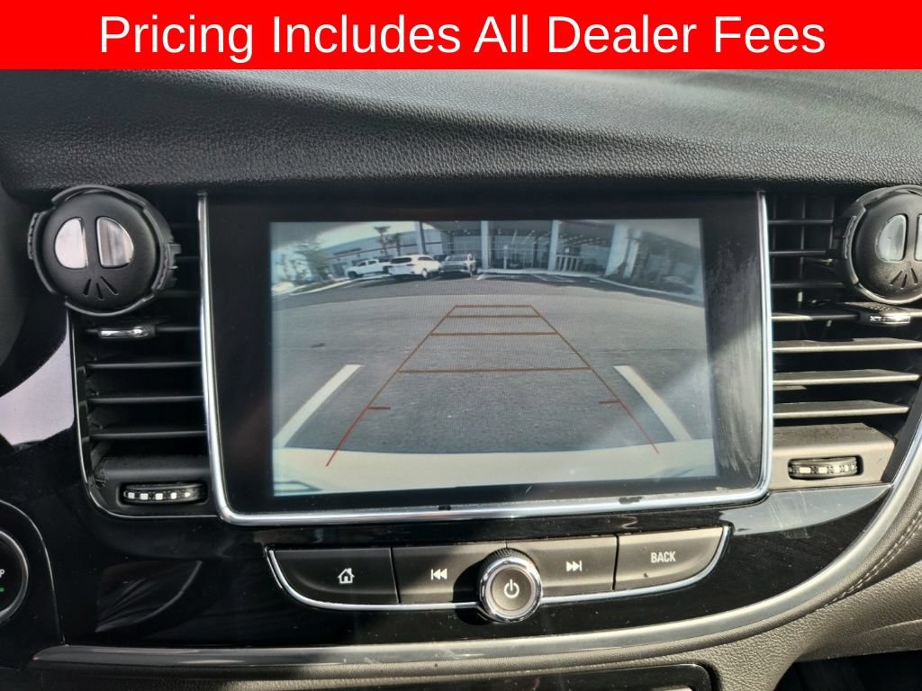 Used 2020 Buick Encore Essence FWD image 8
