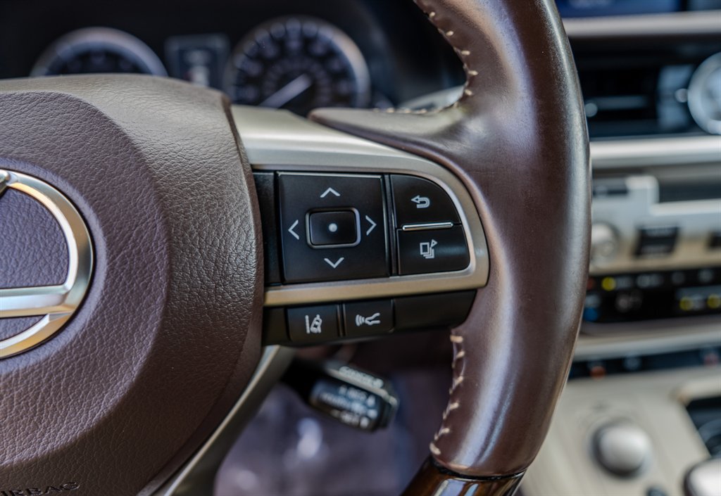 Used 2018 Lexus ES 350 w/ Premier Package FWD image 17