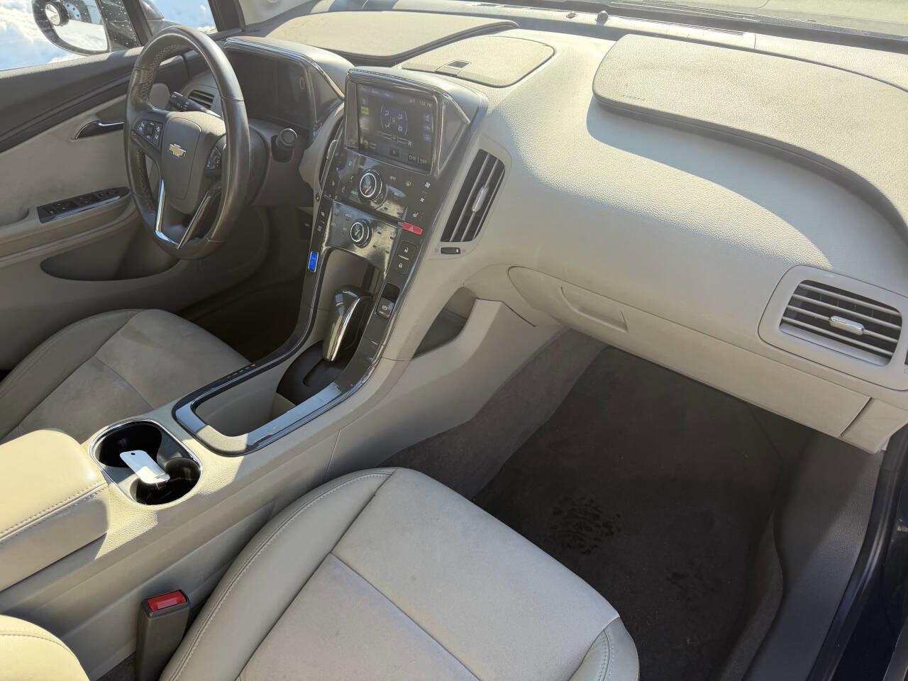 Used 2015 Chevrolet Volt Premium w/ Premium Trim Package image 25