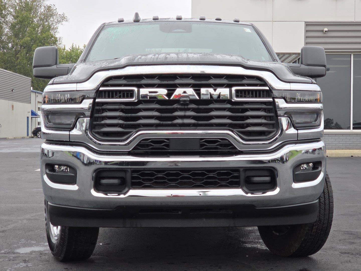 Used 2026 RAM 3500 Tradesman w/ Chrome Appearance Group A AWD/4WD image 8