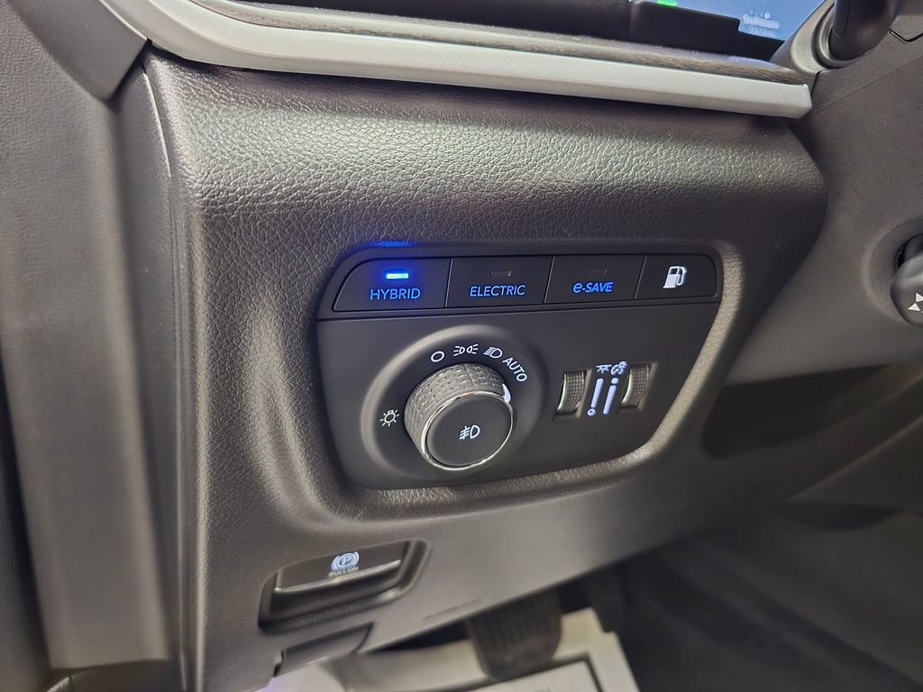 Used 2024 Jeep Grand Cherokee Limited 4xe image 35