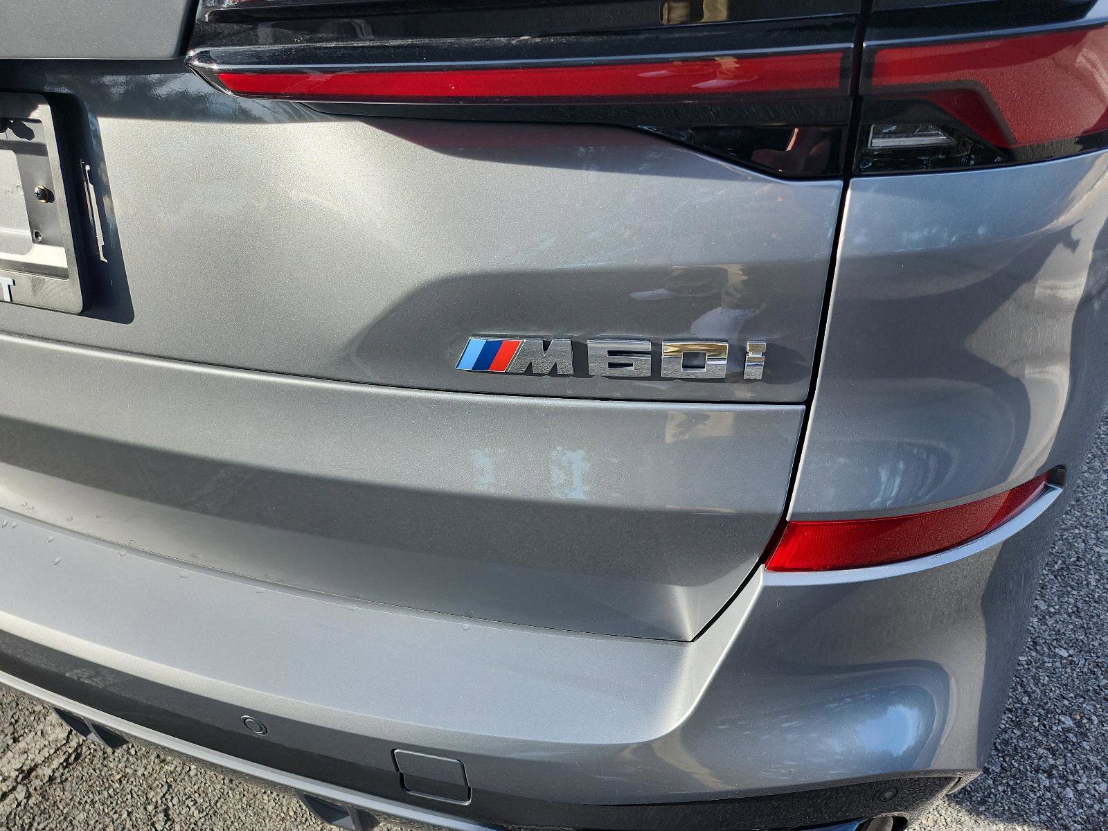 Used 2025 BMW X5 M60i image 4