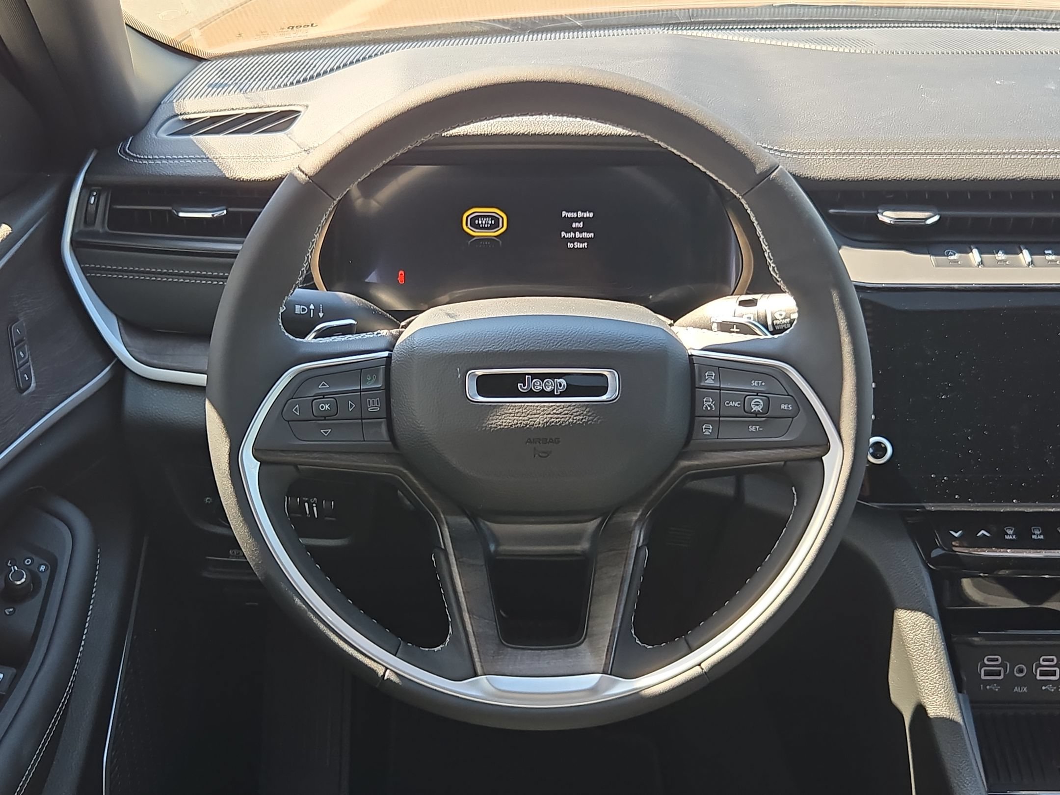 New 2027 Jeep Grand Cherokee Limited AWD/4WD image 23