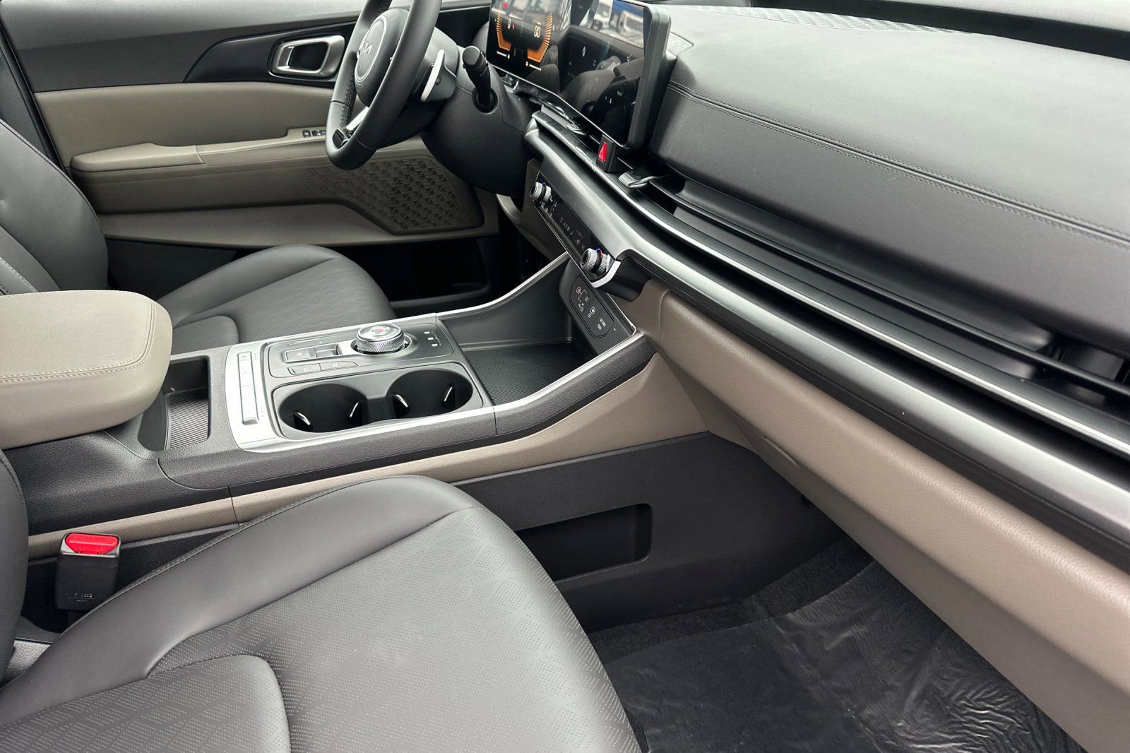 New 2026 Kia Carnival LXS image 17