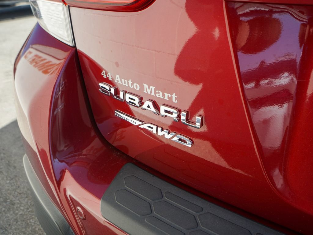 Used 2018 Subaru Crosstrek 2.0i Limited image 3