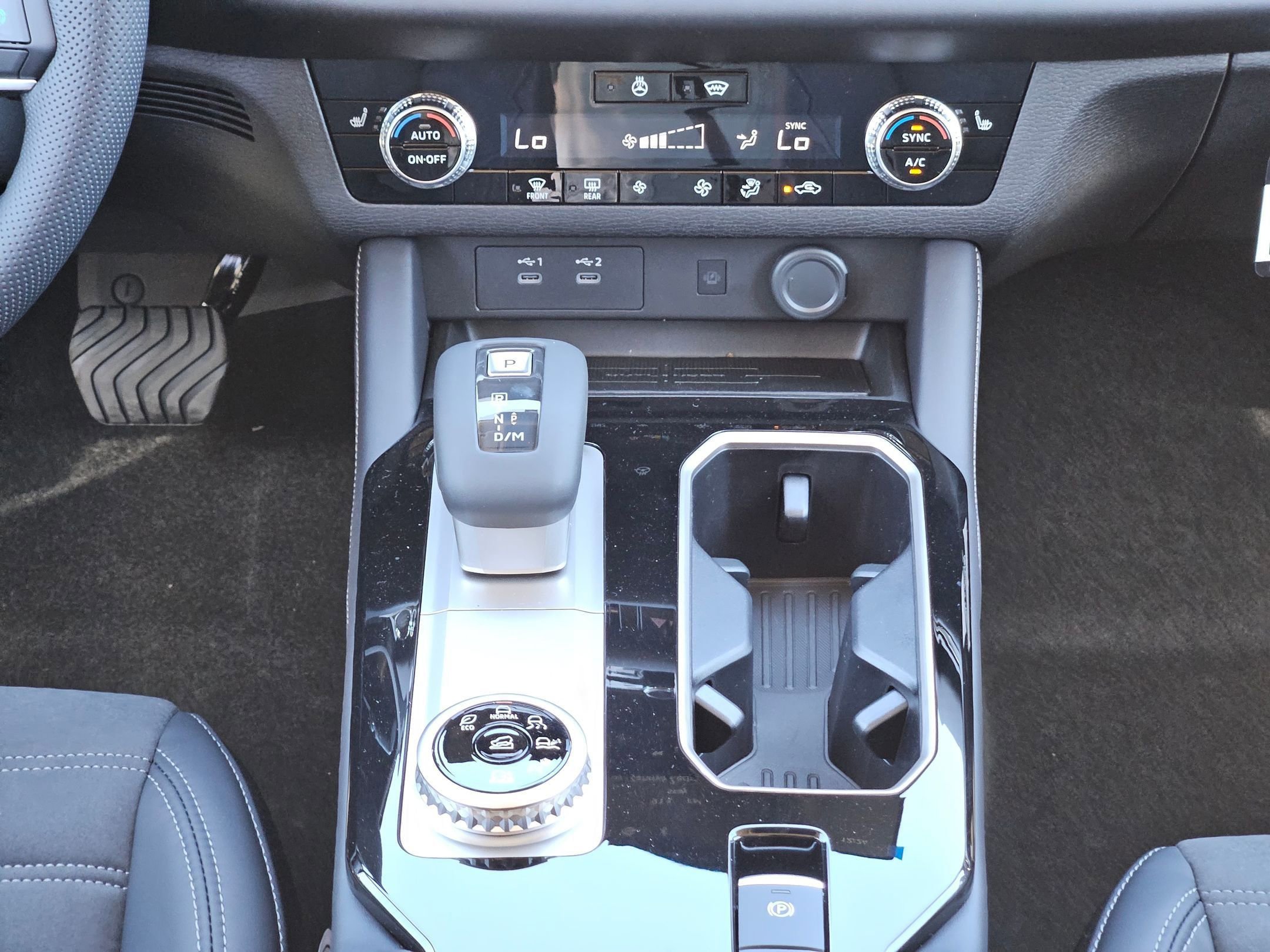 New 2026 Mitsubishi Outlander SE AWD/4WD image 17
