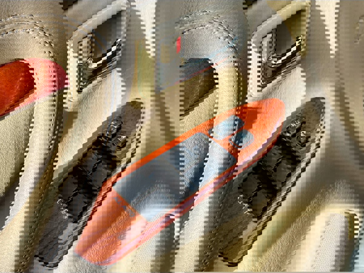 Used 2000 Lexus LX 470 4WD image 16