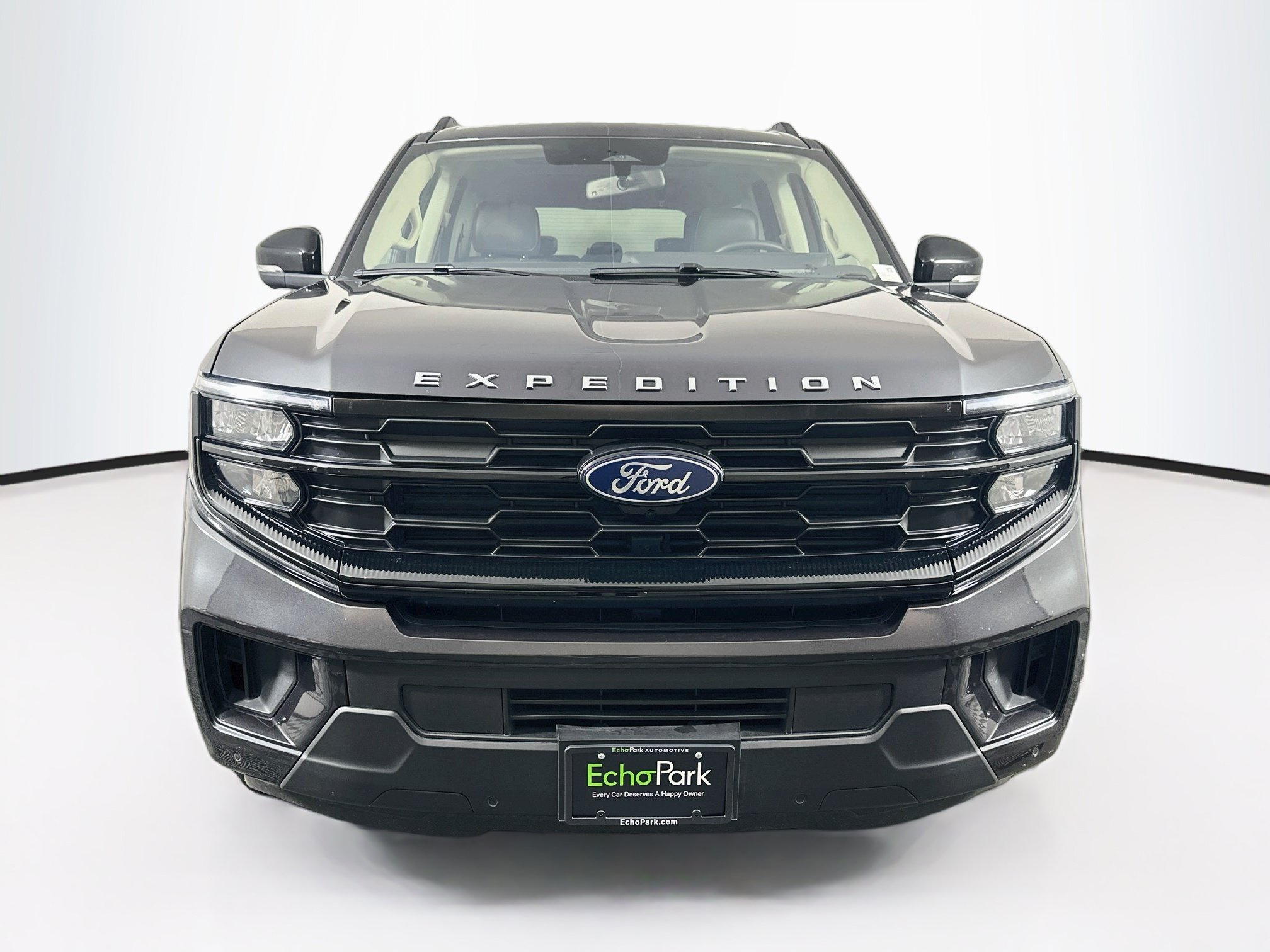 Used 2025 Ford Expedition Max Active AWD/4WD image 2