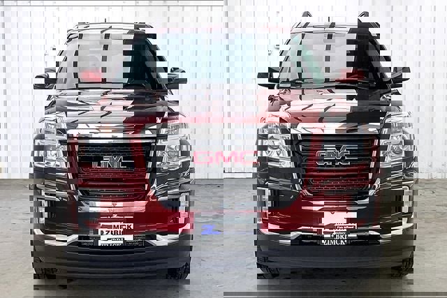 Used 2017 GMC Terrain SLE w/ Technology Package image 3