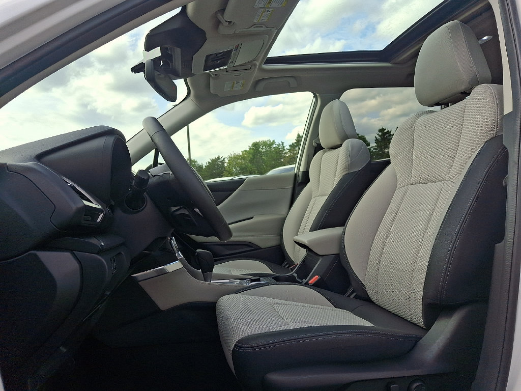Used 2024 Subaru Forester Premium AWD/4WD image 13