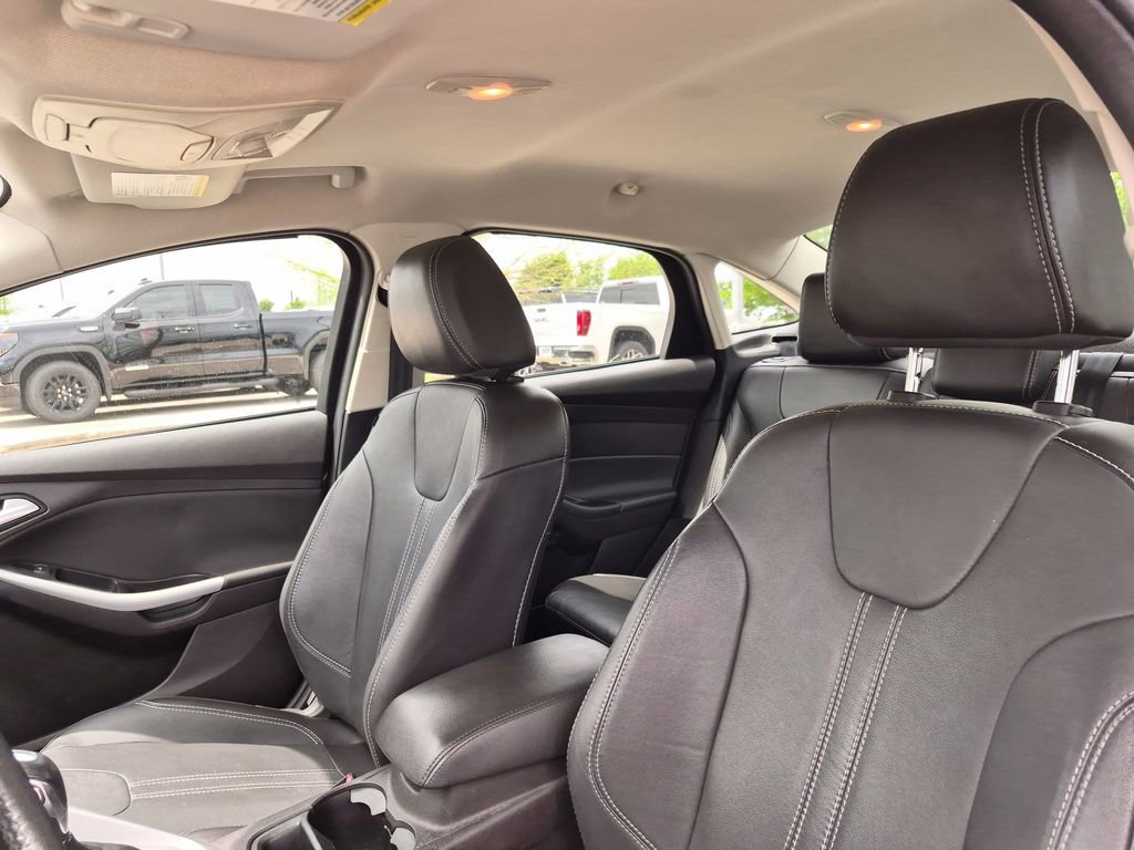 Used 2013 Ford Focus SE FWD image 35