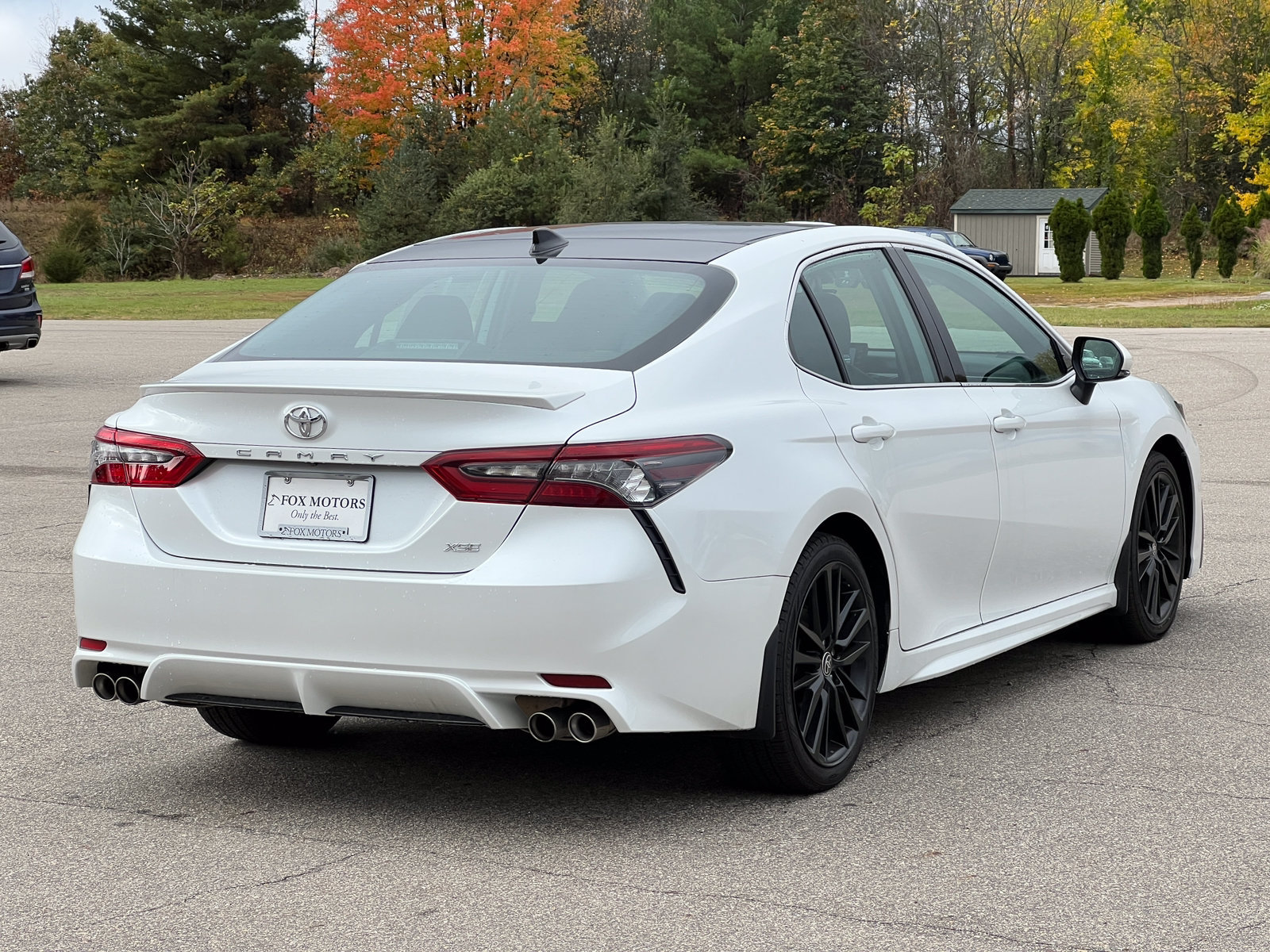 Used 2022 Toyota Camry XSE FWD image 10