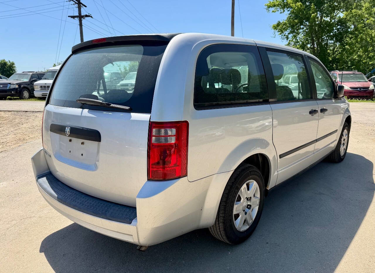 Used 2008 Dodge Grand Caravan SE FWD image 5