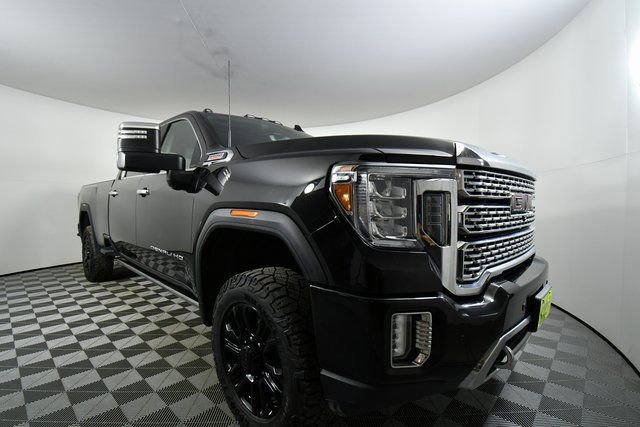 Used 2021 GMC Sierra 3500 Denali w/ Denali Black Diamond Edition image 8