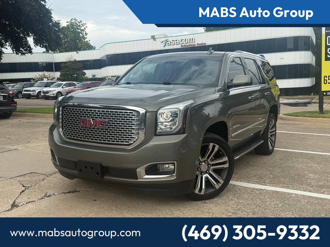 Used 2017 GMC Yukon Denali w/ Open Road Package RWD image 1