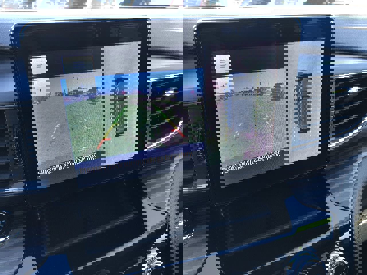 Used 2023 Ford Explorer Limited image 22