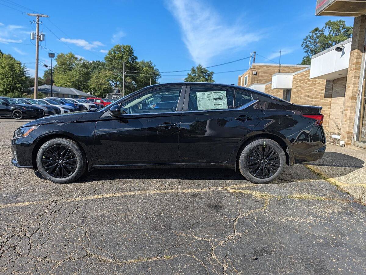 New 2026 Nissan Altima 2.5 SV AWD/4WD image 8