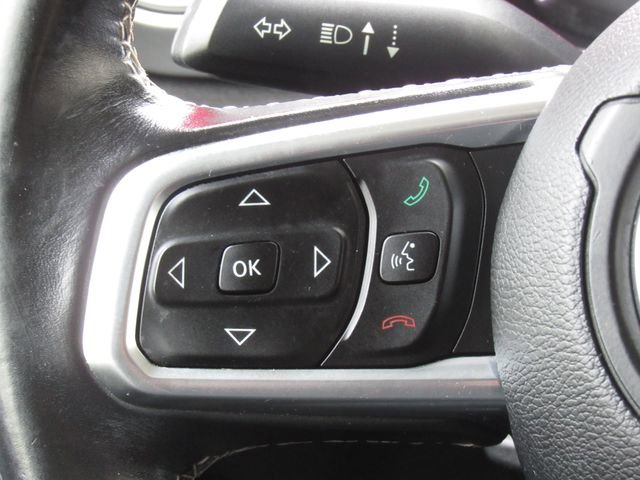 Used 2019 Jeep Wrangler Unlimited Sahara w/ Safety Group AWD/4WD image 24