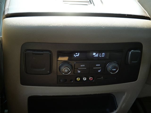 Used 2016 Chevrolet Tahoe LTZ AWD/4WD image 16
