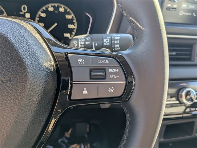 New 2025 Honda Pilot Touring image 14