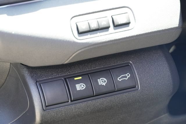Used 2026 Toyota bZ FWD image 23