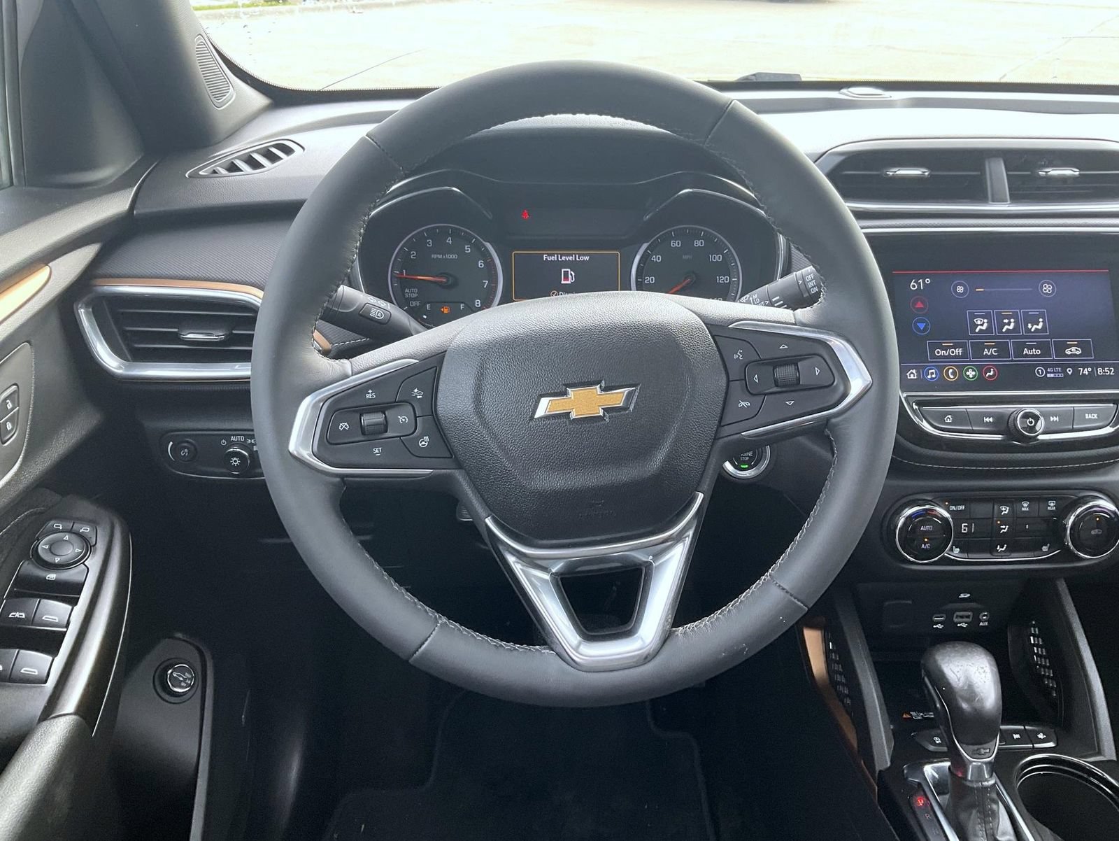 Used 2023 Chevrolet TrailBlazer ACTIV w/ Sun and Liftgate Package FWD image 13