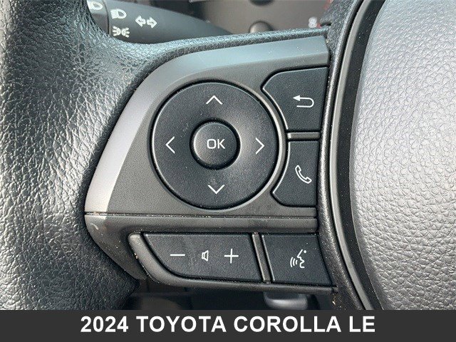 Used 2024 Toyota Corolla LE image 19