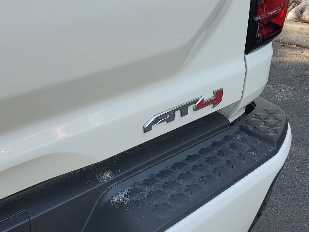 Certified 2024 GMC Canyon AT4 w/ Technology Package AWD/4WD image 29
