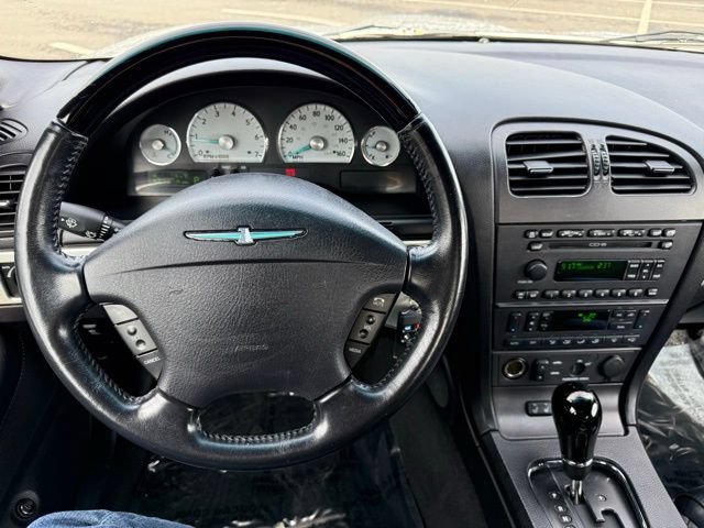 Used 2005 Ford Thunderbird RWD image 3