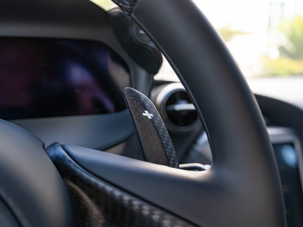 New 2026 McLaren 750S image 12