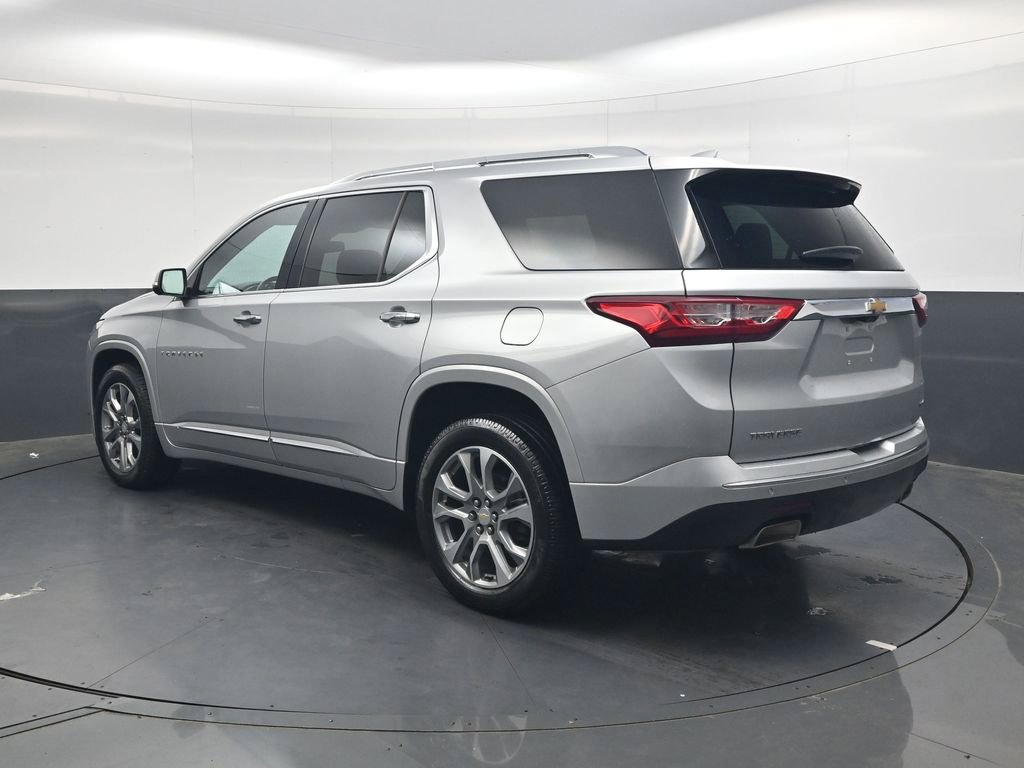 Used 2021 Chevrolet Traverse Premier FWD image 6
