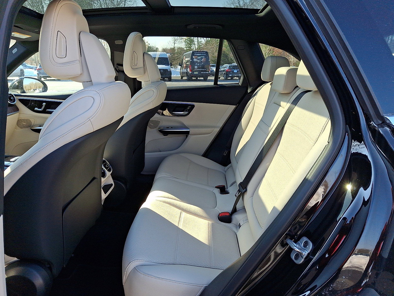 Certified 2026 Mercedes-Benz GLC 300 4MATIC image 10