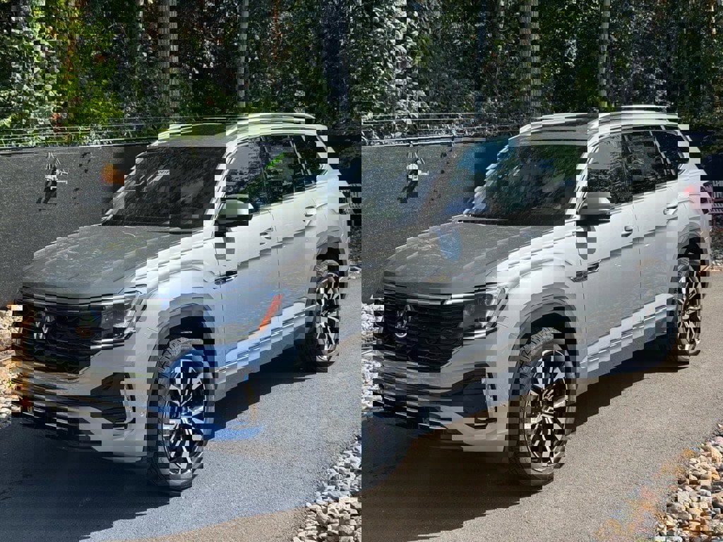 New 2026 Volkswagen Atlas SEL Premium R-Line image 1