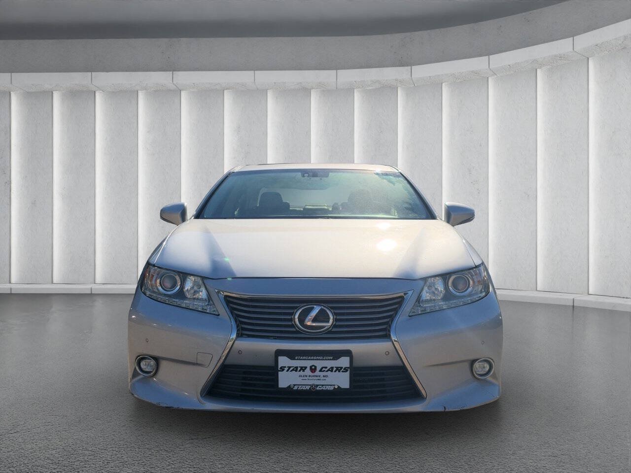 Used 2014 Lexus ES 350 w/ Luxury Package FWD image 8